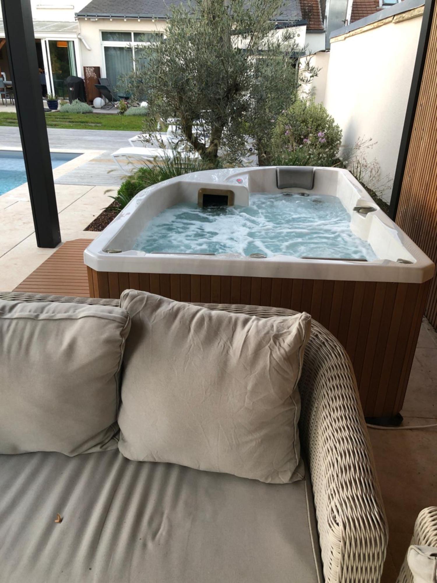 Hotel Le Cheval Bleu Larcay Zewnętrze zdjęcie